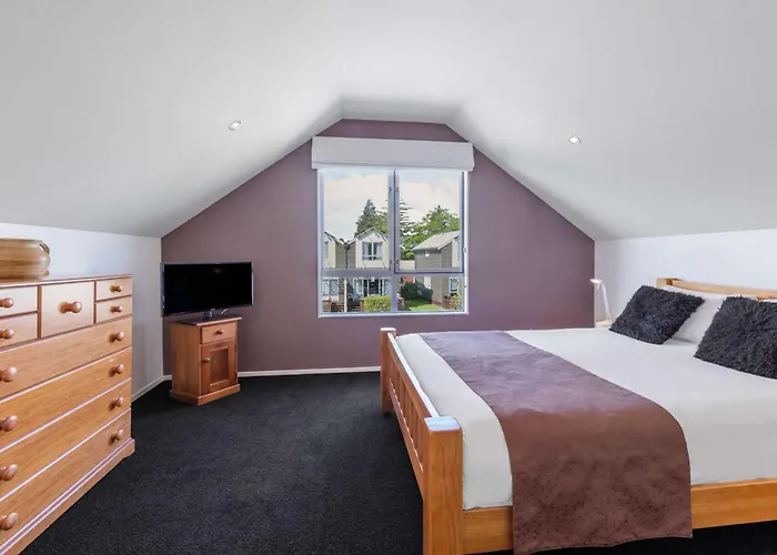 Ramada Resort By Wyndham Rotorua Marama