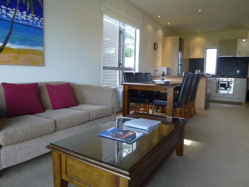 Ramada By Wyndham Marama 4*